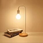 lampe a poser vintage en bois et metal pour chevet elegant 949 1