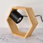 Lampe de Chevet Bois Naturel Hexagone pour un éclairage éco-responsable