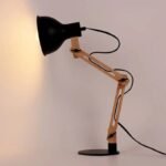 lampe de chevet design en bois pliante pour lecteurs 453 1