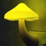 petite veilleuse champignon pour eclairer les nuits de votre enfant 687 1