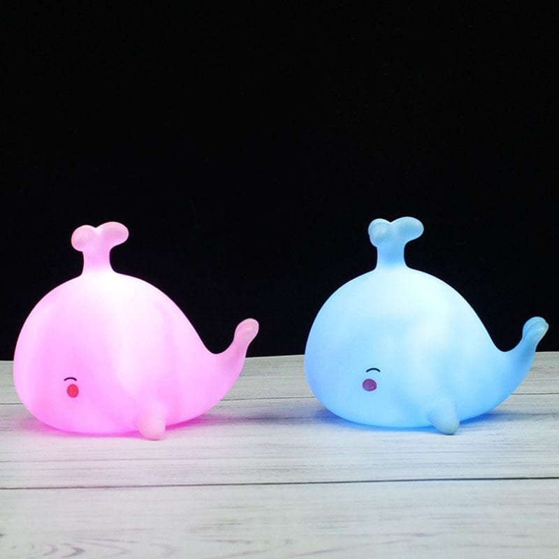 Veilleuse Lumineuse Baleine pour des Nuits Douces et Apaisantes 1 Veilleuses baleines lumineuses en bleu et rose