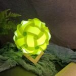 veilleuse design lune pour une ambiance moderne et originale 292 1