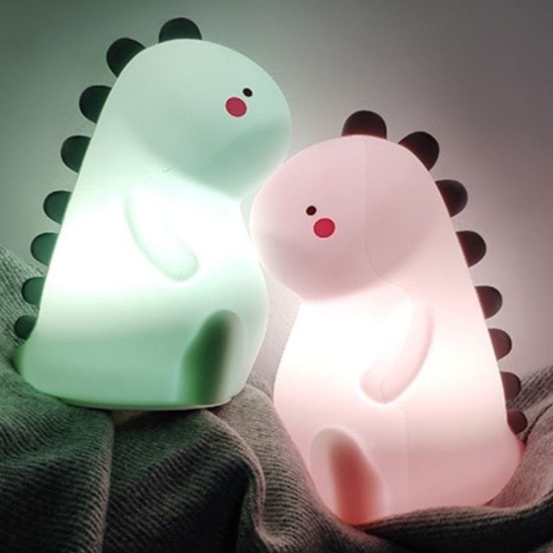 Veilleuse Dinosaure Rechargeable pour Apaiser les Cauchemars des Enfants 1 Les deux veilleuse dinosaure rechargeable