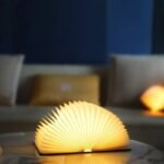 veilleuse livre en bois decoupe pour soirees lecture apaisantes 720 1