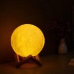 veilleuse lune apaisante pour une ambiance etoilee dans la chambre 414 1